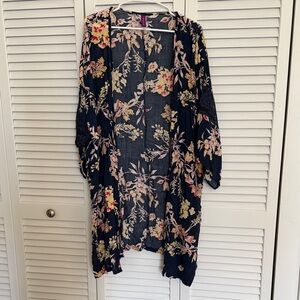 Adore Me Floral Kimono - Dark Blue and Cream / XL